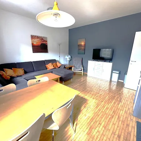 Apartma Angela شقة بليد